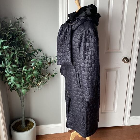 TWENTY MONTREAL Hexagon Puff Shield Coat Black Size Small - Picture 8 of 16